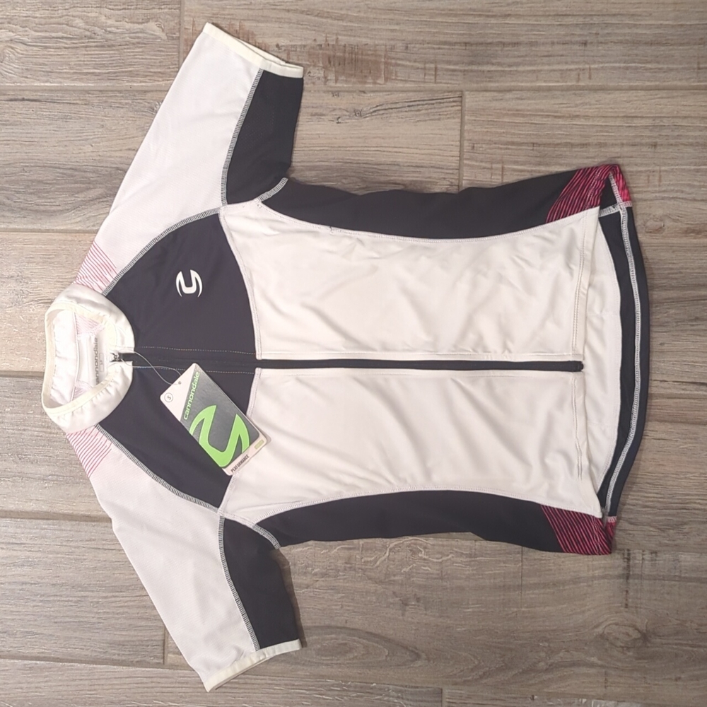 NWT Cannondale Bike Jersey 🚲